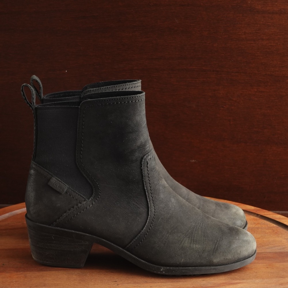 Teva Boots WMS SZ 11 BLK Anaya Chelsea Leather Waterproof Ankle Outdoor Pull On